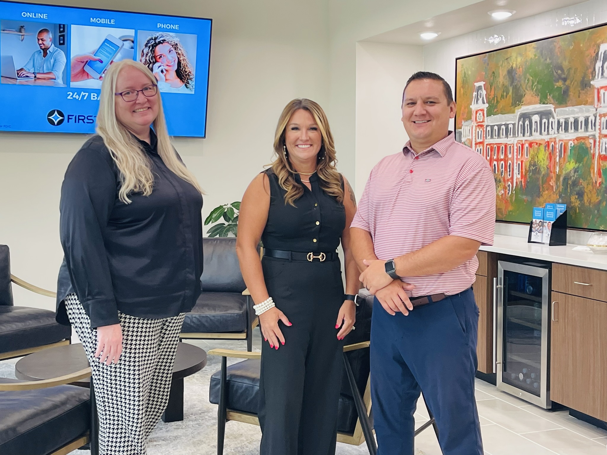 Firstar Bank Dedicated to Personalized Customer Service | Rogers-Lowell ...